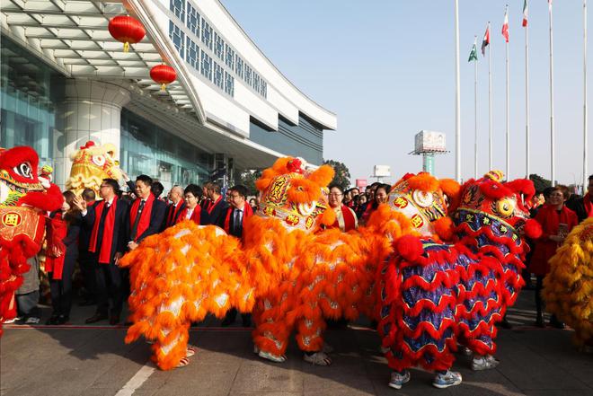 初八开工罗浮宫家居迈向25周年新篇(图2)
